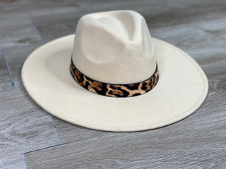 Duma | Women's | Wide Brim Hat | Leopard and Beige