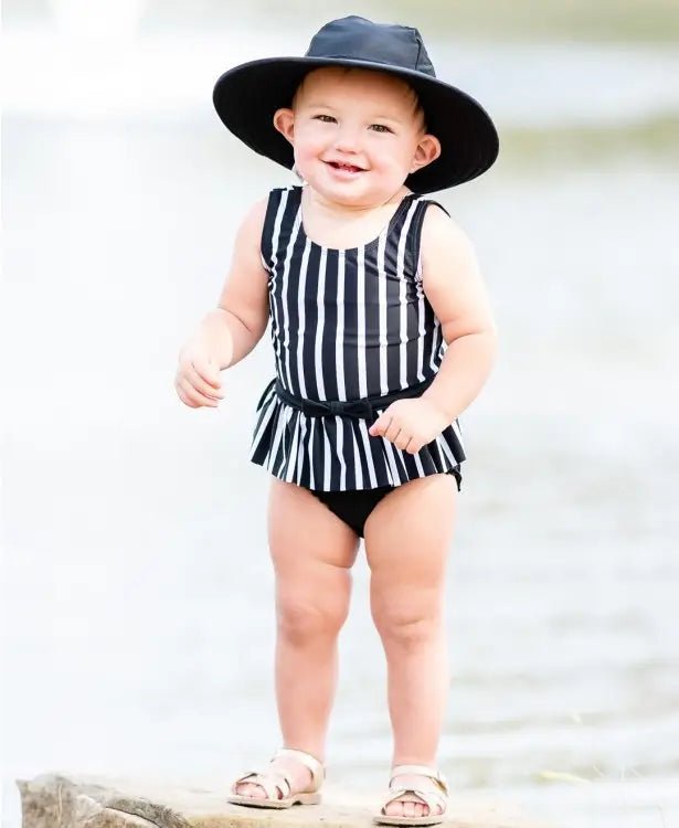 Kids Long Sleeve Moss Stripe & Floral Rash Guard Swimsuit – Charlie Rae